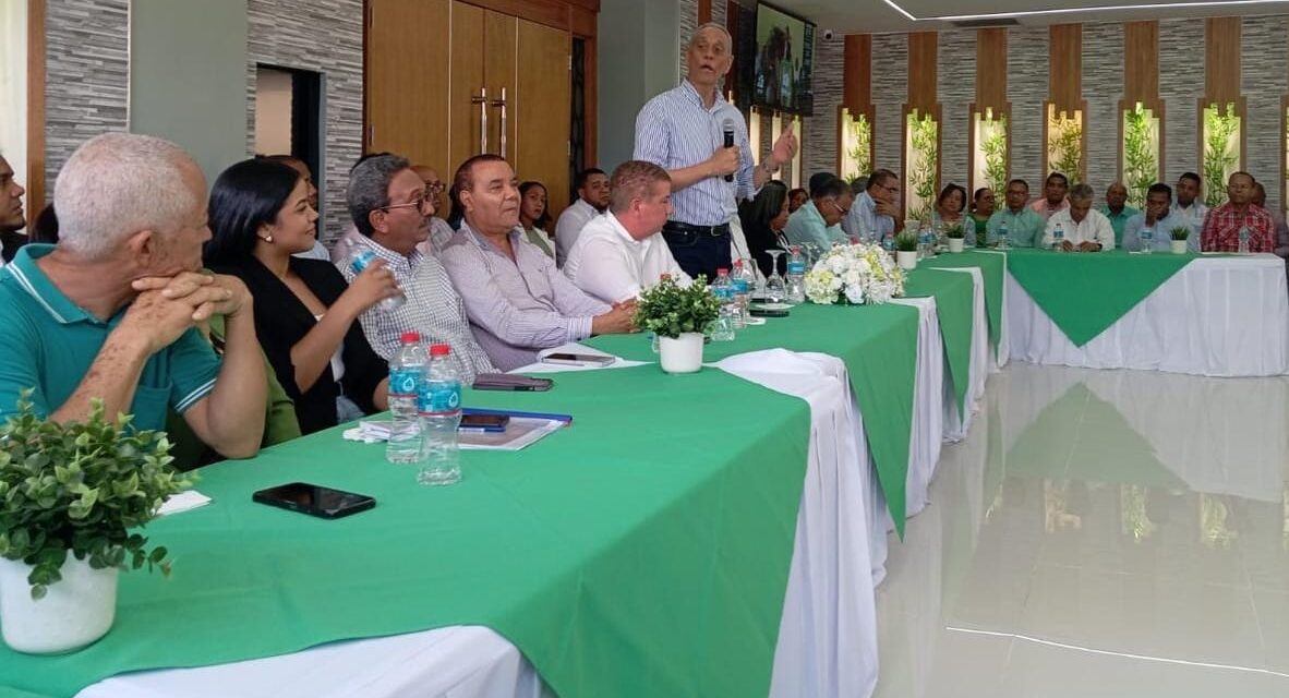 Leonel aseguró una señal a valenza de Antonio Florián (Peñita) a la Secretaría General