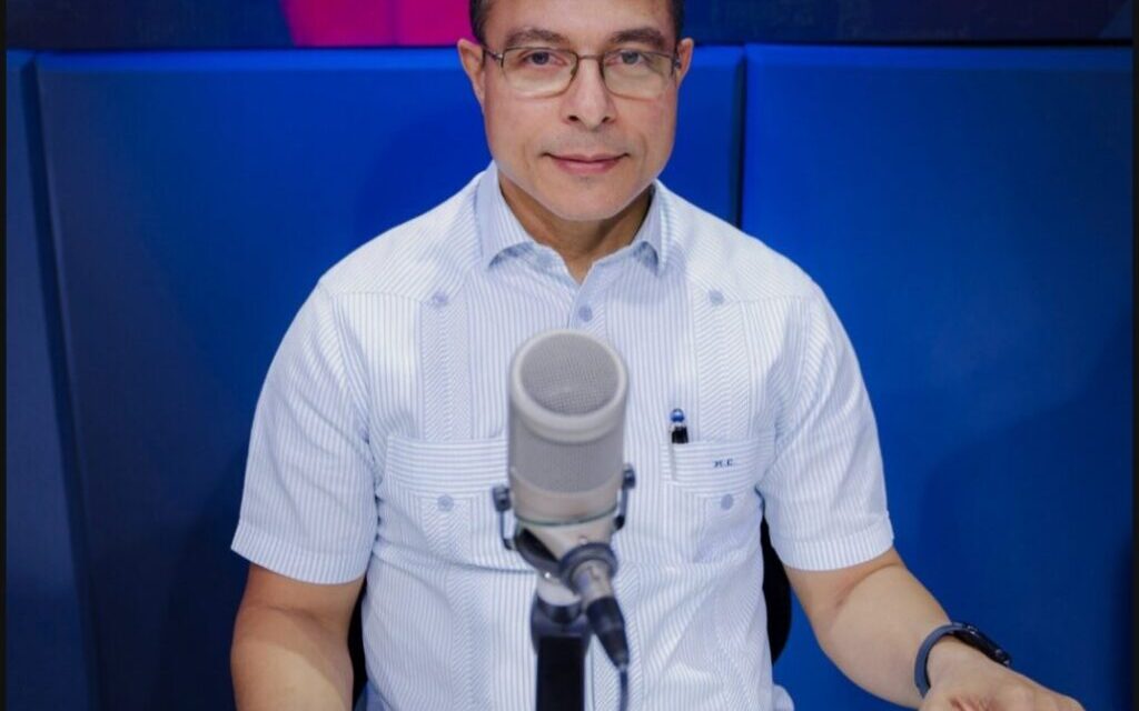 Miguel Camacho: «Los desafíos de Leonel para Abinader reflejan la desesperación»