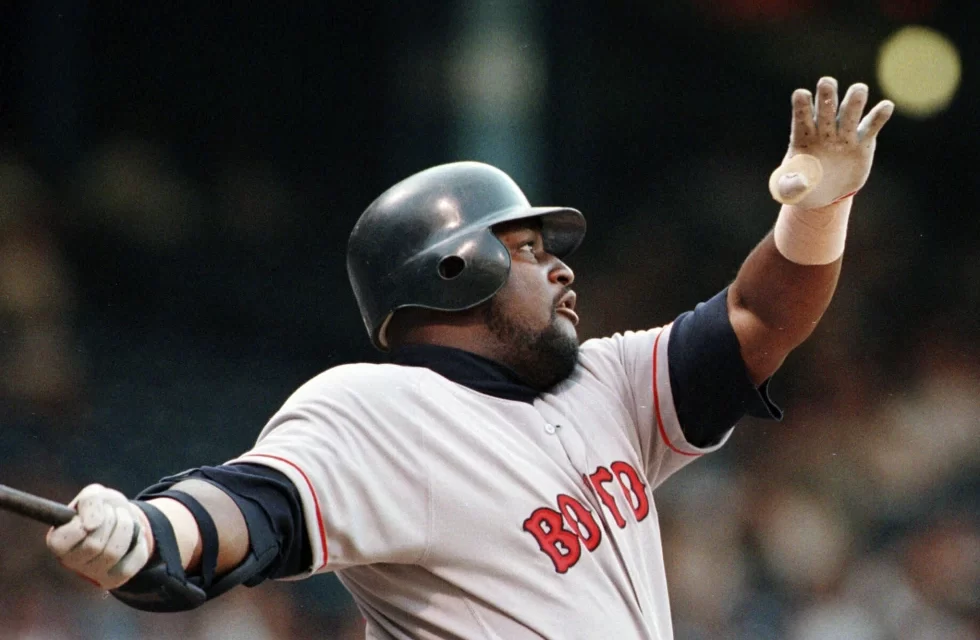 Mo Vaughn confirma uso de hormona de crecimiento humano en su carrera en la MLB