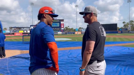 Aaron Boone a Juan Soto: «Te ves terrible con ese uniforme»