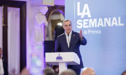 Abinader promete que el gobierno respetará el proceso judicial en el caso de colapso del set de chorro