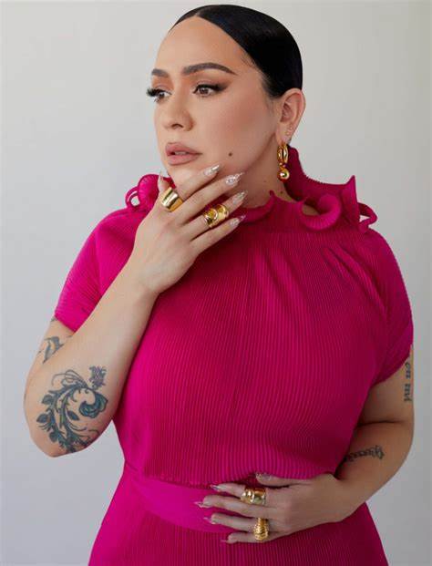 Carla Morrison Interrupla 'Turista' de Bad Bunny