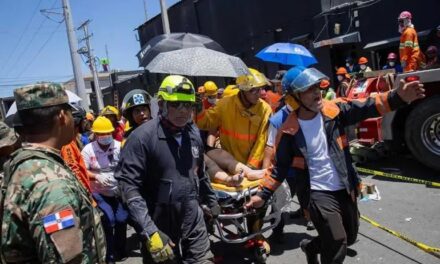 El corregidor Carolina Mejía ofrece 150 nichos de gorra para las víctimas de la tragedia del club noctívago