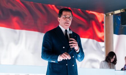 El ministro de turismo respalda las medidas de inmigración de Abinader