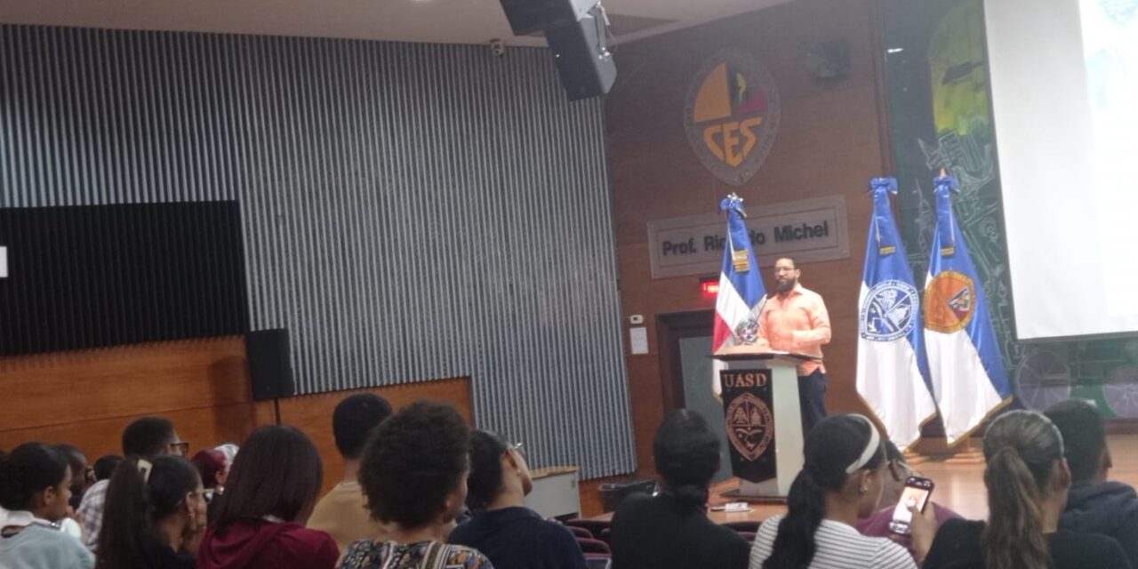 Los defensores solicitan regulaciones más fuertes para el trabajo social del hospital en la República Dominicana
