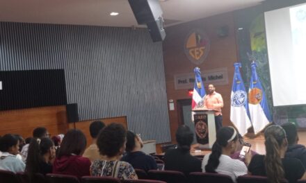 Los defensores solicitan regulaciones más fuertes para el trabajo social del hospital en la República Dominicana