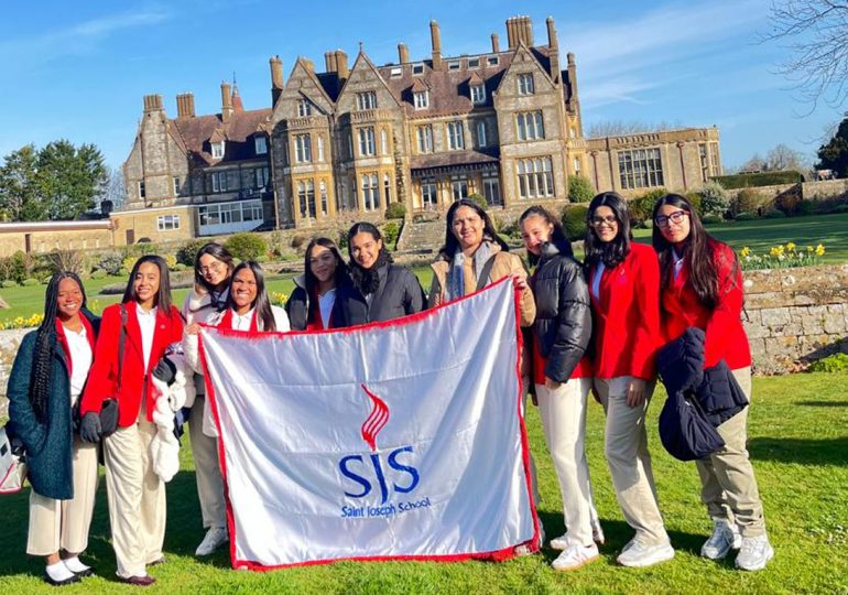 Los estudiantes dominicanos ganan el Campeonato Global de Liderazgo en Londres