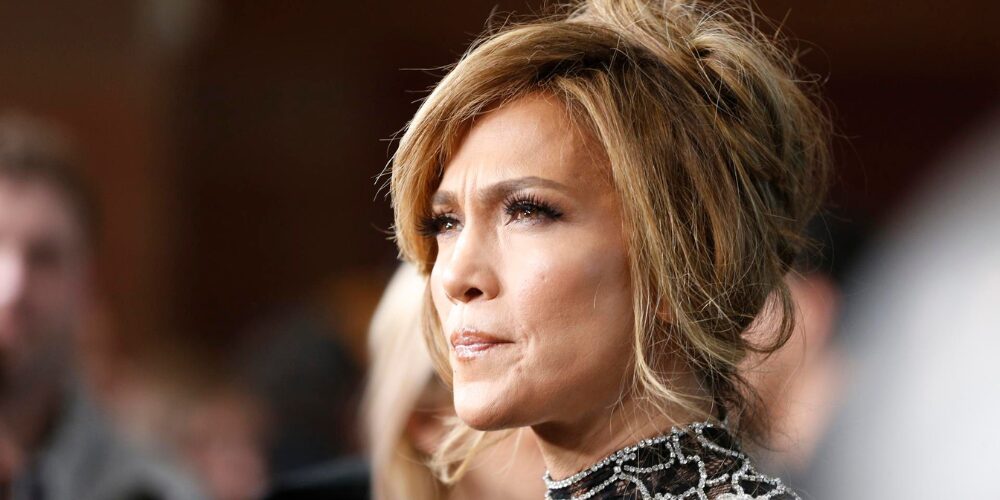 Jennifer López colabora en 'The Last Sra. Parrish'