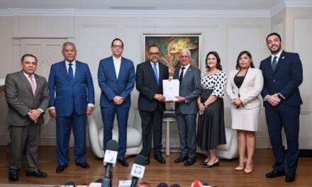 Proyecto de ley presentado para fusionar la hacienda y los ministerios de finanzas