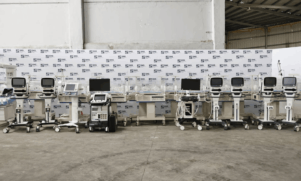 SNS fortalece la atención médica con la entrega de equipos para 13 hospitales