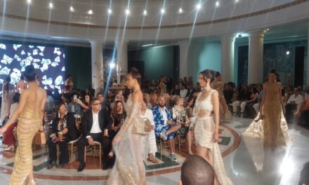 La primera indeterminación de la moderna Semana de la Moda brilla con una indeterminación llena de creatividad de estilo