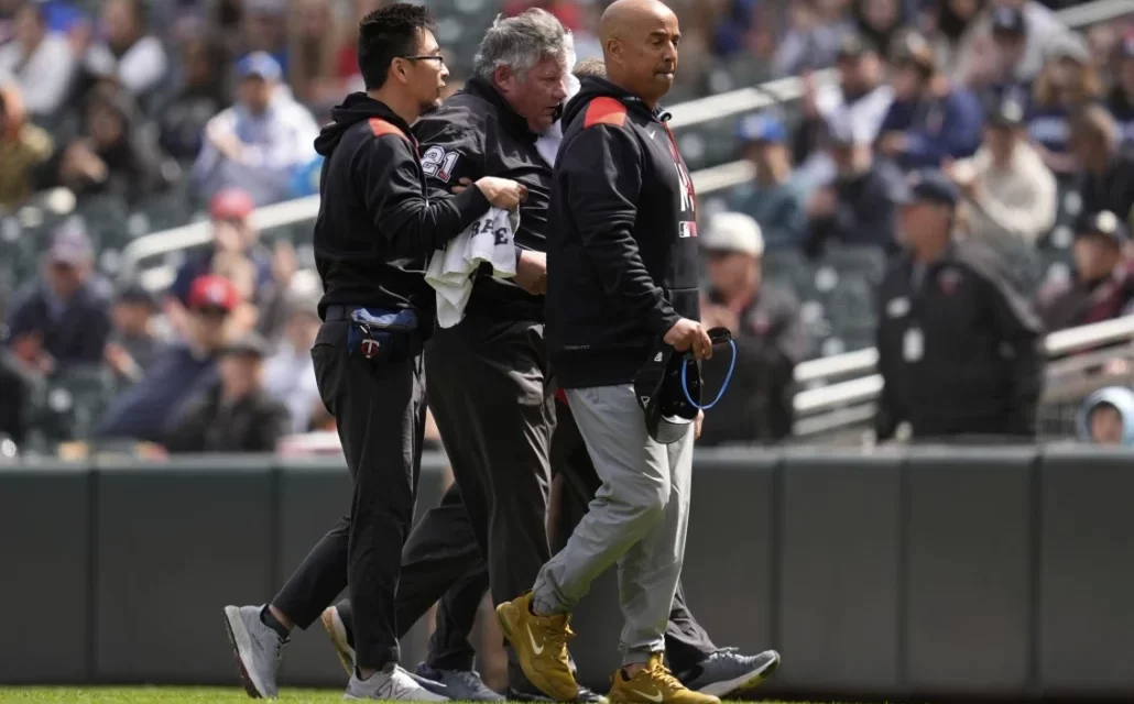 Umpire Hunter Wendelstedt es hospitalizado tras acoger pelotazo en la comienzo en deporte Mets-Mellizos