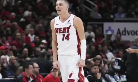 Herro anota 38 puntos y el Heat elimina a Bulls del Play-In por tercer año consecutivo