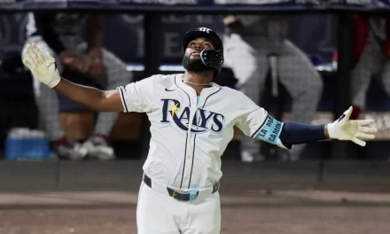 Explosivo tercer inning de los Rays: 9 carreras en 27 minutos para aplastar a Boston