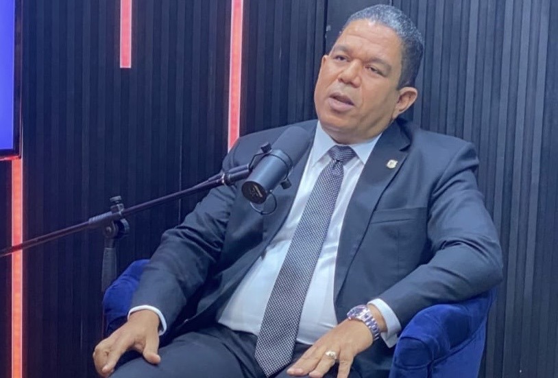 Senador y Medical Moisés Ayala sugiere una posibilidad definitiva a medicamentos de detención costo