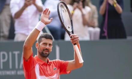 Djokovic remonta en presencia de Hurkacz y amarra su título 100