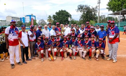 Santo Domingo bicampeones Nacionales U12 en la “Copa Robinson Canó