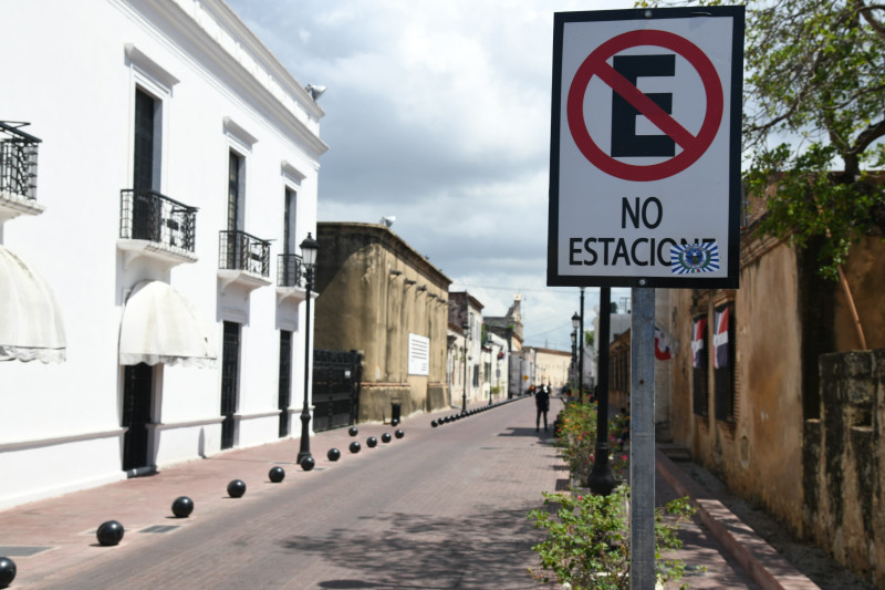 Comerciantes en Colonial City Informe Desbloqueo de ventas luego de la prohibición de estacionamiento