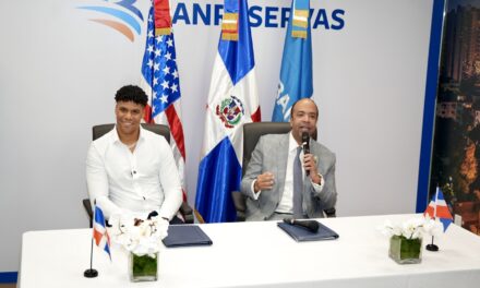 Banreservas nombra a Juan Soto embajador de marca para promover el impacto del deporte