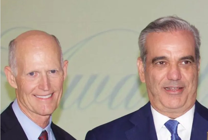 El senador Rick Scott elige el liderazgo del presidente Abinader
