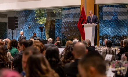 Experto lícito considera a la República Dominicana un maniquí para el ampliación humano