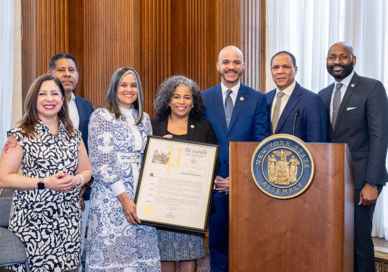 Funcionarios de aduanas dominicanos honrados en Nueva York