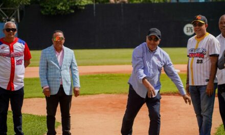 Herrera y Santo Domingo Este brillan en una tembloroso tercera recorrido de la Liga Nacional de Béisbol