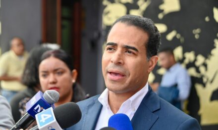 José Dantés fogata reinvención política con inteligencia y visión del futuro