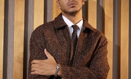 Manuel Medrano celebra 10 abriles de su libro première