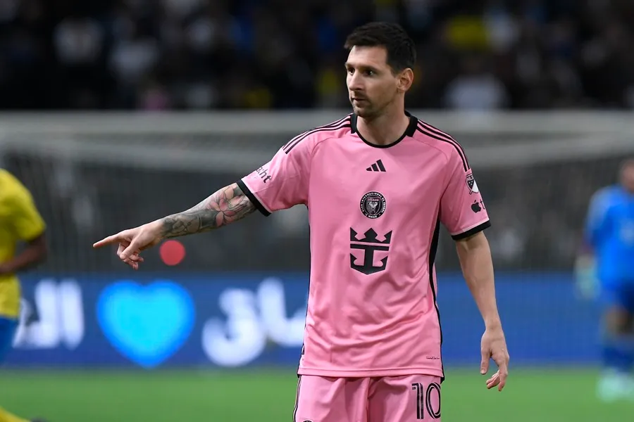 Messi: «Siempre pasa poco con los árbitros, la MLS tendría que mirarlo un poquito más»