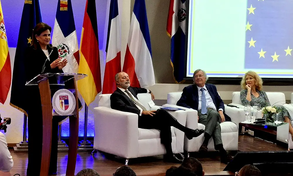 Raquel Peña reafirma fuertes lazos con la Unión Europea