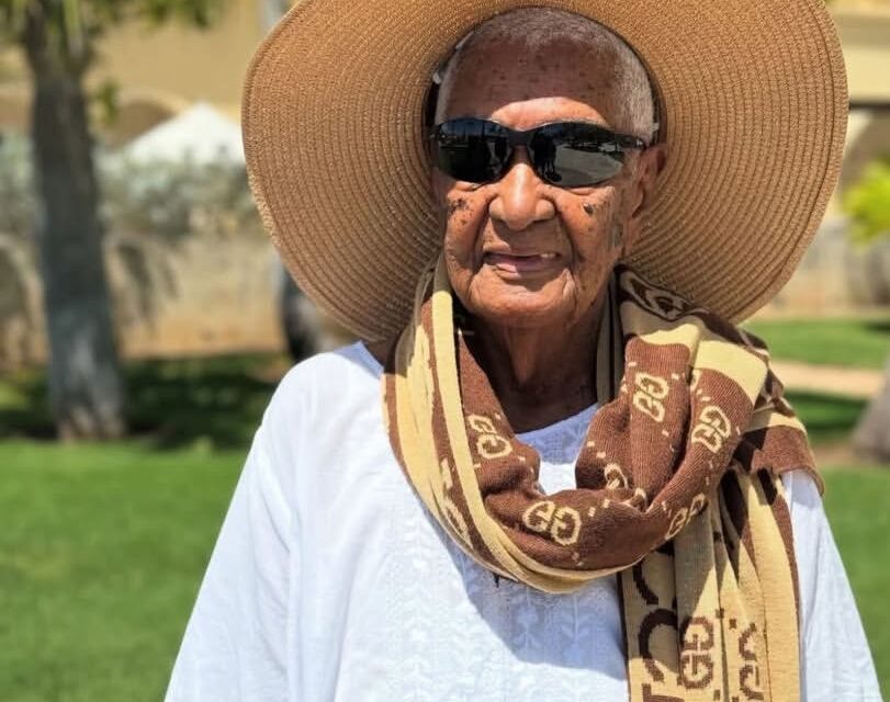 La abuela del patrón Santiago Matías muere