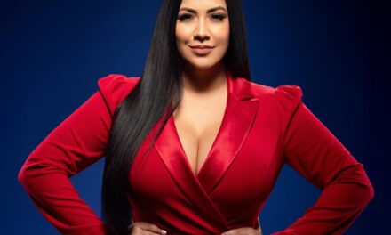 Ildemary Mata es el director del colección en el Super Canal del Grupo