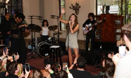 Miley Cyrus sorprende a seguidores con música nueva