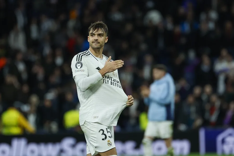 Procesan al futbolista Asencio y tres excompañeros por compartir vídeos sexuales de una último