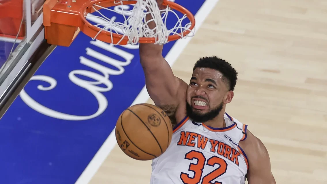 Brunson y Karl-Anthony Towns lideran a Knicks en trofeo sobre Pacers y fuerzan el Juego 6