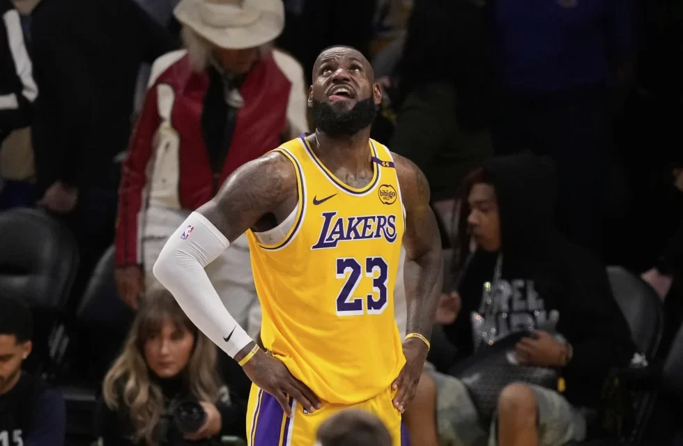 LeBron James: “No tengo la respuesta” sobre su futuro tras matanza de los Lakers