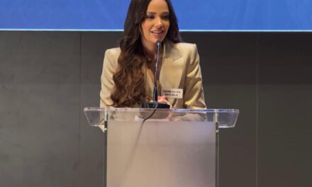 La impactante décimo de Mayra Delgado