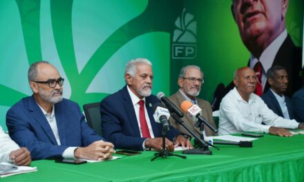 La fuerza de la familia describe como la fusión de «retroceso serio» del Instituto Agrario Dominicano con Agricultura