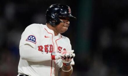 Gerencia de los Medias Rojas se reúne con Devers luego de sus comentarios de 1B