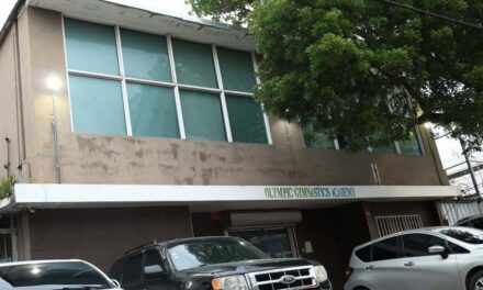 Federación Dominicana de Gimnasia suspende al preparador Julio Ángeles tras denuncia por acoso sexual