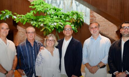 Apertura oficial de St. Regis Cap Cana Boosts Tourismo extremista lujoso