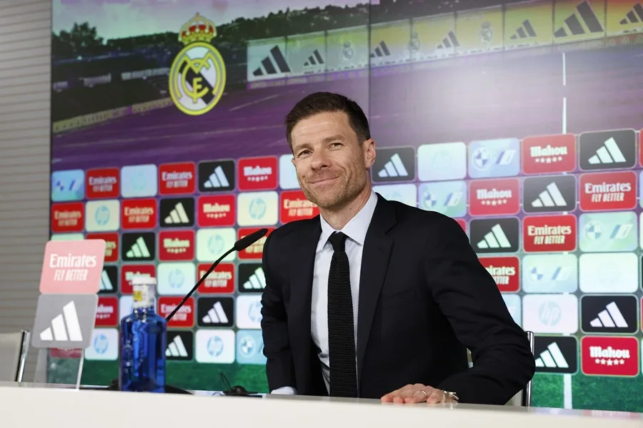 Xabi Alonso firma su anuencia como preparador del Real Madrid hasta 2028
