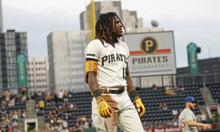 Piratas sustituyen a Oneil Cruz por bajo esfuerzo en el demarcación