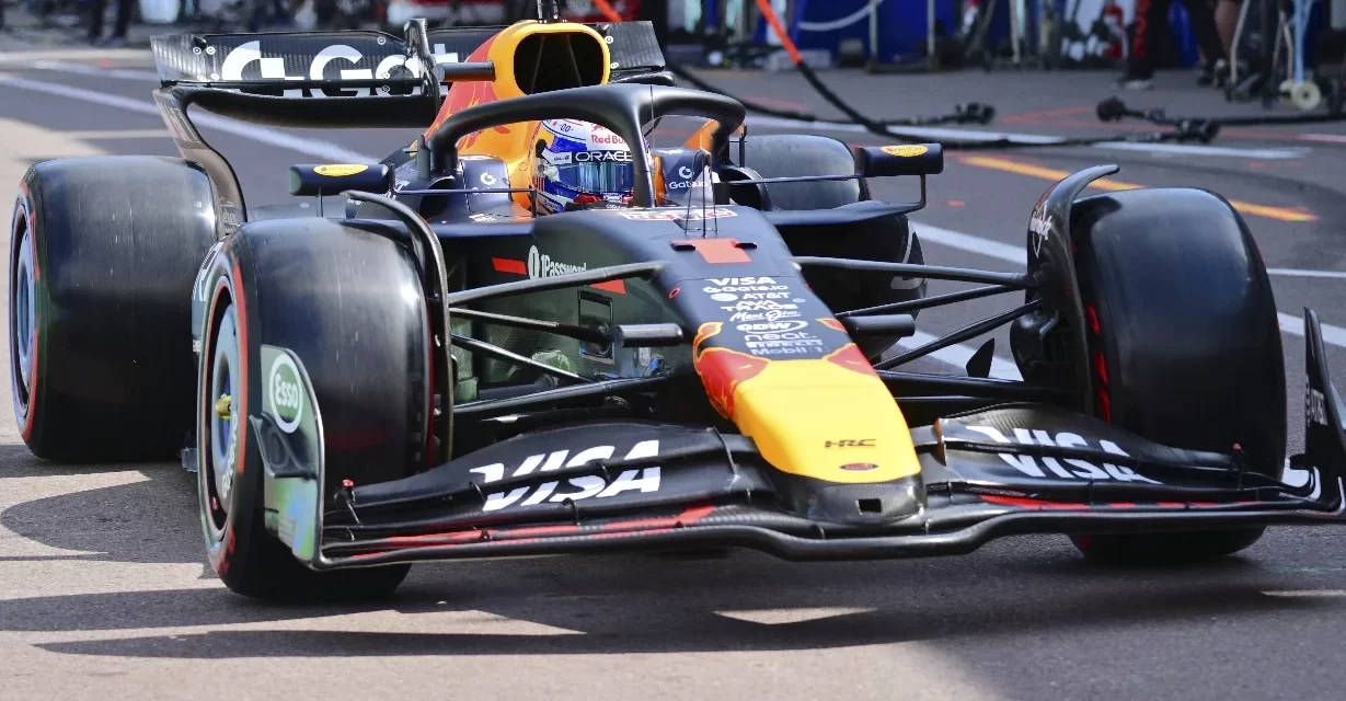 Mercedes tomará una osadía en verano sobre Max Verstappen y George Russell