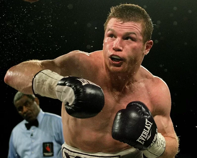 Canelo Álvarez promete pelea histórica contra Terence Crawford