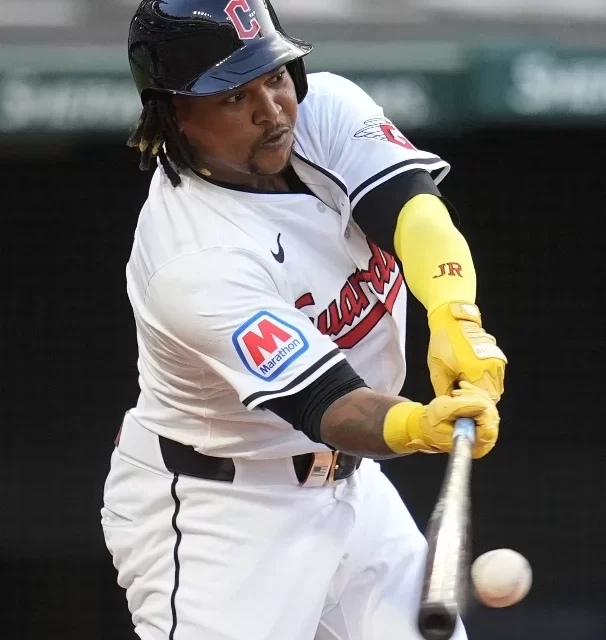 José Ramírez disfruta batear en el Yankee Stadium; Promedia .394 en su carrera