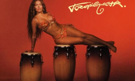 Karol G lanzará su nuevo portafolio Tropicoqueta a la medianoche