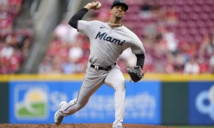 Eury Pérez podría hacer su inauguración de temporada el lunes, luego de la cirugía Tommy John