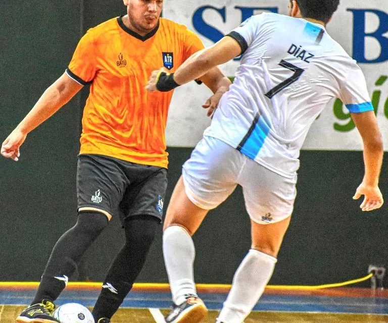 Tilín FC y SF Niupi Santiago, invictos en Liga Fútbol Sala